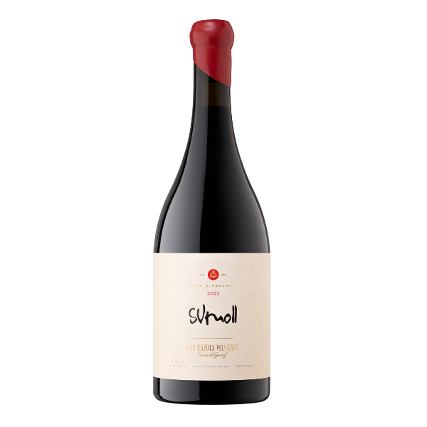 Botella de Sumoll de Can Ràfols dels Caus, vino tinto ecológico de la D.O. Penedès elaborado con uvas Sumoll de cepas viejas.​