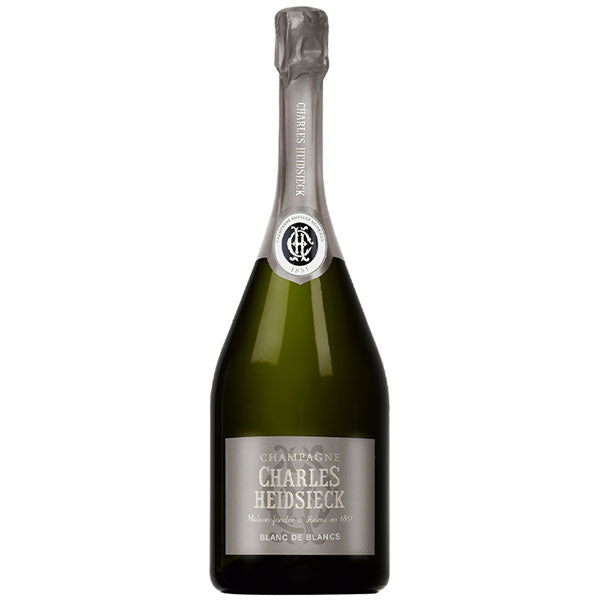 Charles Heidsieck Blanc de Blancs es un champán de color amarillo pálido y brillante. Está elaborado con uvas Chardonnay procedentes de los mejores viñedos de la región de Champagne. 
